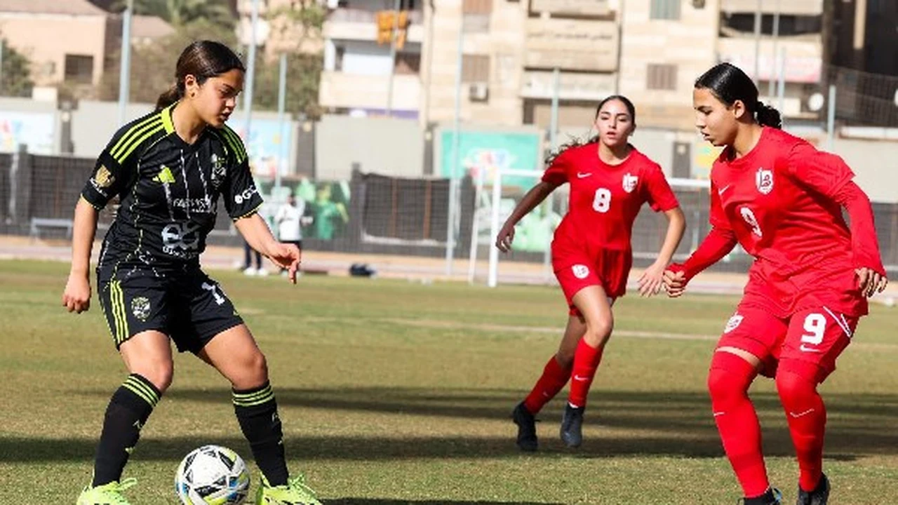 تتويج جديد الأهلي بطلاً لدوري ناشئات 2009 للمرة الثانية